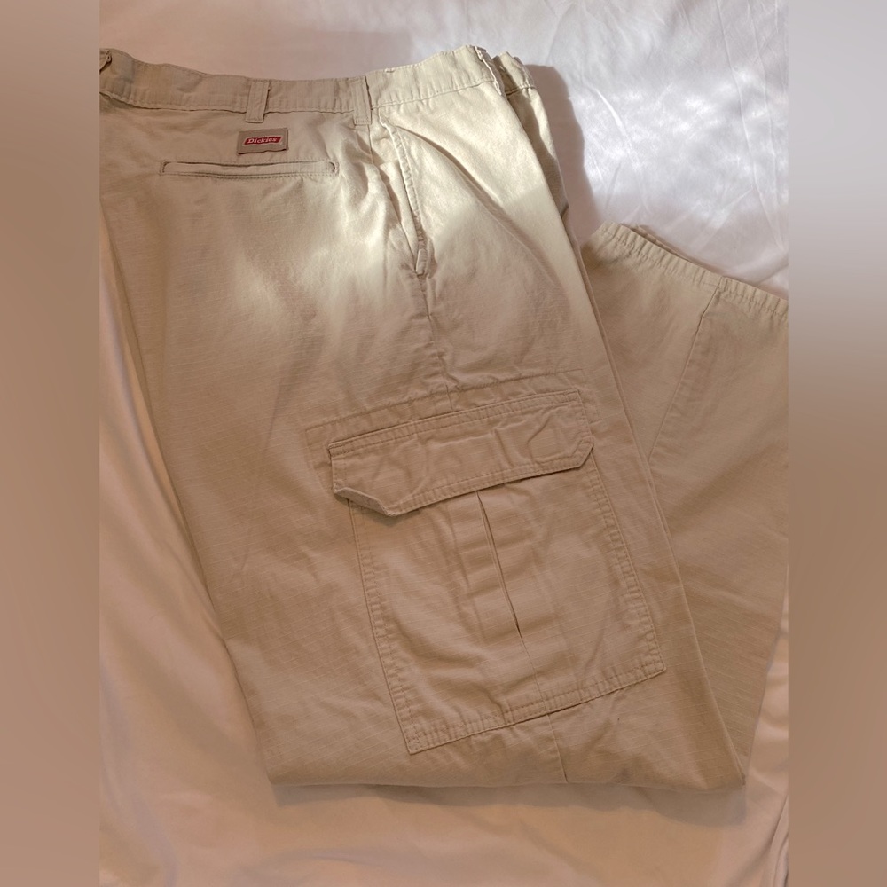 Dickies cargo pants. Light Khaki color. Size 34 x30.